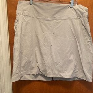 Women's white skort